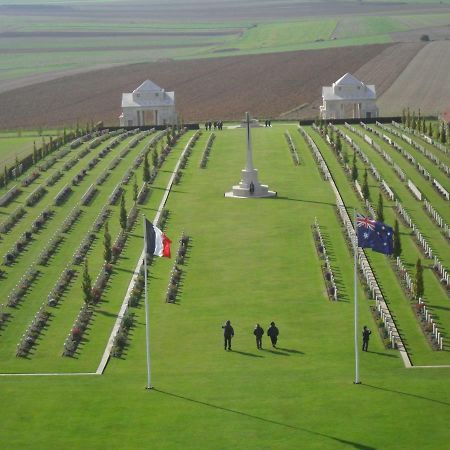 Le Gite De Beatrice Et Laurent Villers-Bretonneux Exterior foto